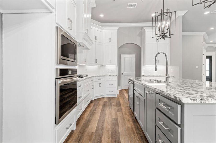 Furnished interior view inside a new home in , Robinson (Image 13). Furnished interior view inside a new home in , Robinson (Image 13).