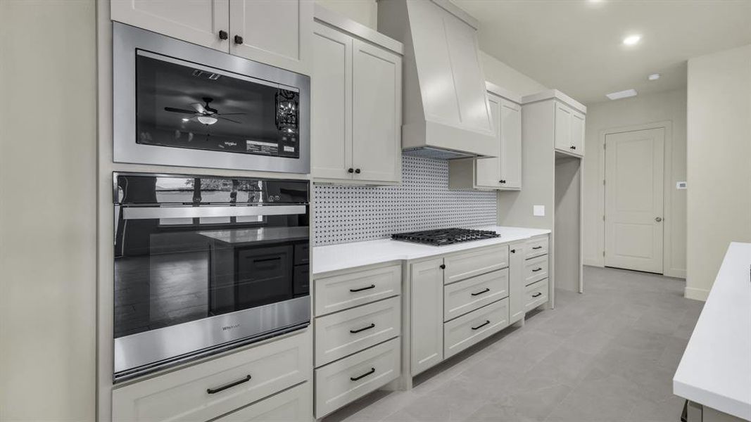 Furnished interior view inside a new home in , Aledo (Image 8).