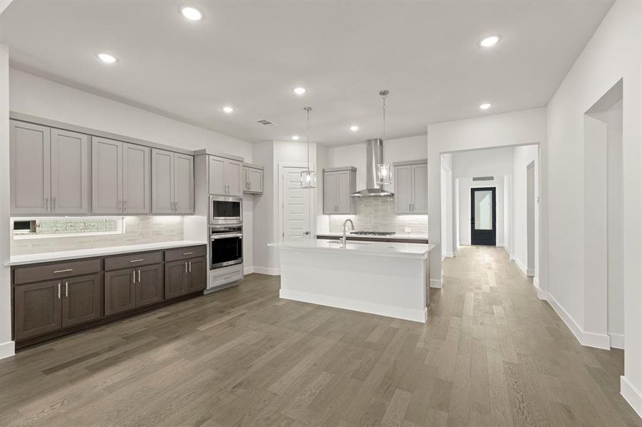 15. 1024 Olympic - Dining 15. 1024 Olympic - Dining