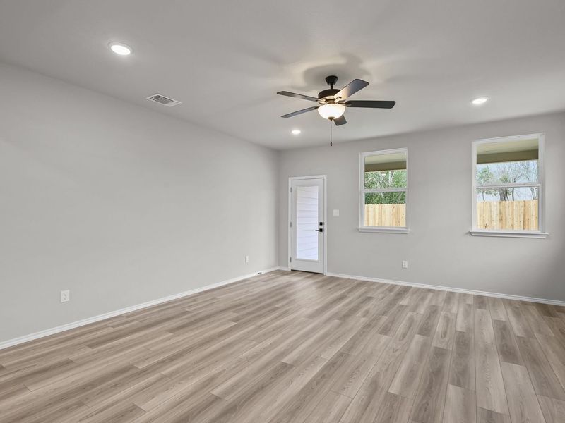 Representative unfurnished interior of a home built from the The Glenwood E by Davidson Homes LLC in Bricewood, San Antonio (Image 18).