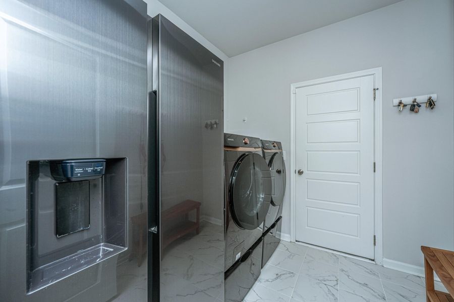 Furnished interior view inside a new home in Saint John's Lake: Coastal Collection, Johns Island (Image 13).