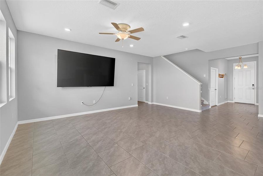 Spacious, unfurnished interior of a new home in Epperson, Wesley Chapel (Image 47). Spacious, unfurnished interior of a new home in Epperson, Wesley Chapel (Image 47).