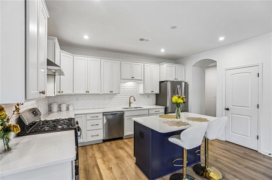 Furnished interior view inside a new home in Poplar Place, Dallas (Image 16).
