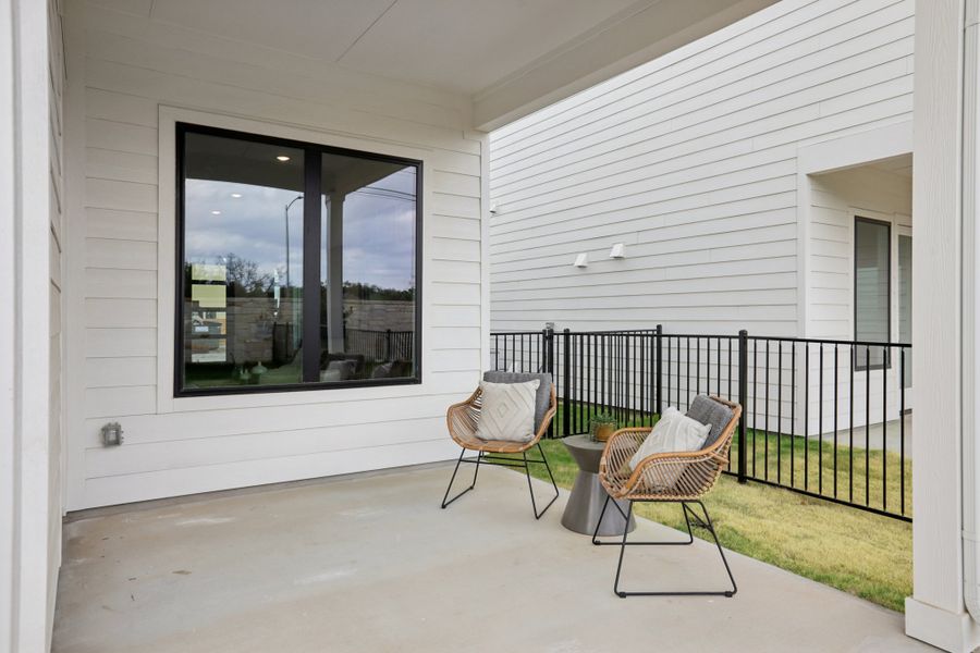 Representative exterior details of a home built from the Elizabeth by Risewell Homes in Novel, Austin (Image 3).