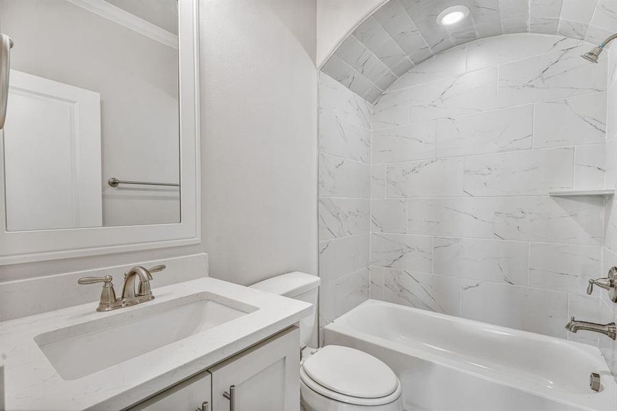 Full bath with bathtub / shower combination and vanity