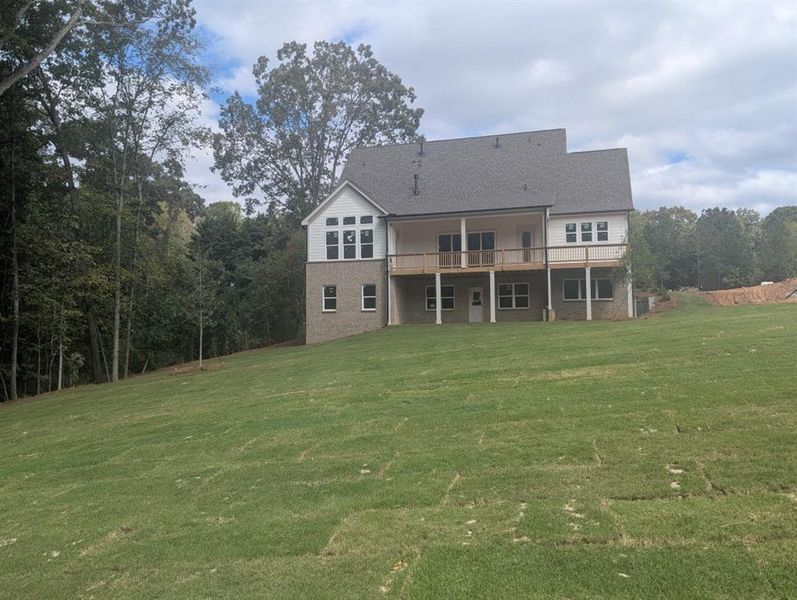 Exterior details and patio area of a home in White Post on Lake Lanier, Gainesville (Image 3).