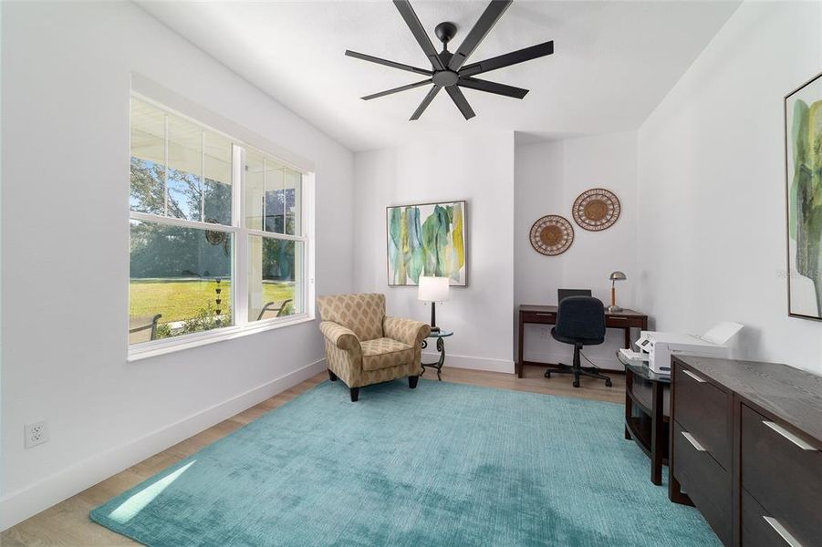 Furnished interior view inside a new home in , Belleview (Image 6).