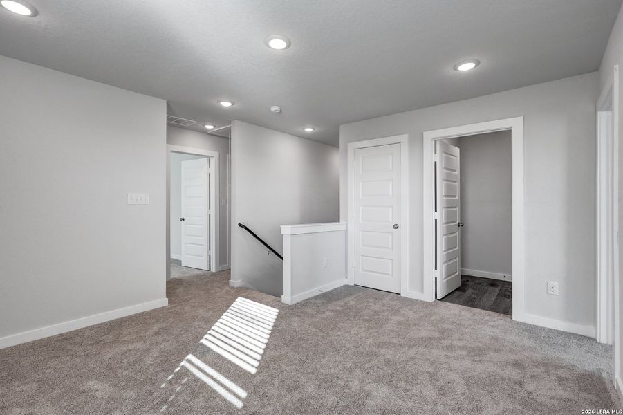 Spacious, unfurnished interior of a new home in Applewhite Meadows, San Antonio (Image 18). Spacious, unfurnished interior of a new home in Applewhite Meadows, San Antonio (Image 18).