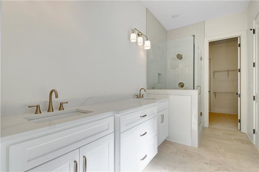 Furnished interior view inside a new home in , Luthersville (Image 15).