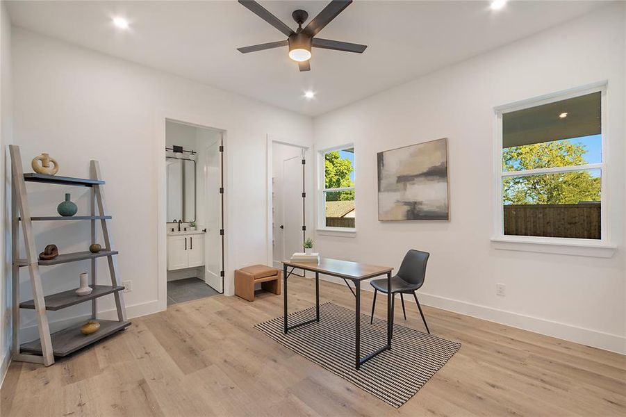 Furnished interior view inside a new home in , Dallas (Image 10).
