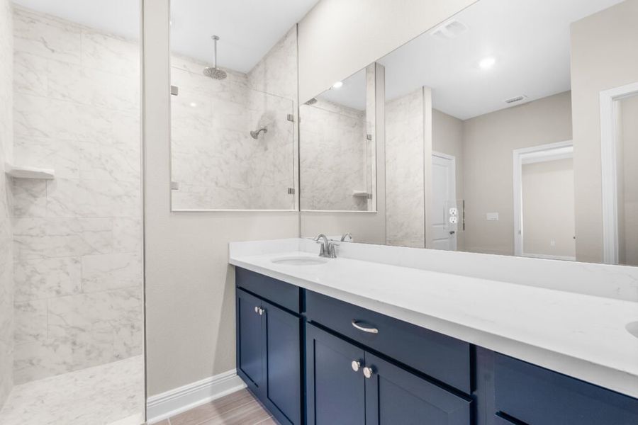 Furnished interior view inside a new home in Lake Merial, Panama City (Image 12). Furnished interior view inside a new home in Lake Merial, Panama City (Image 12).