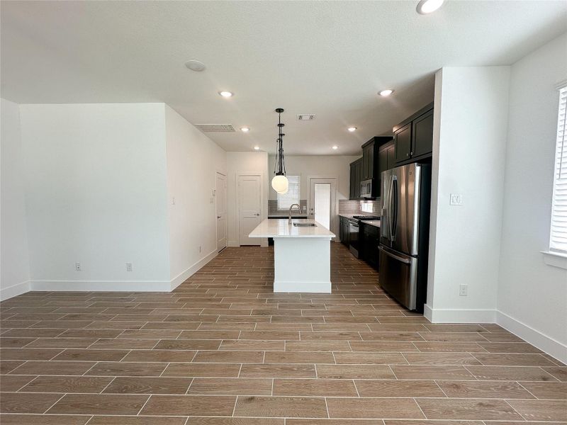Spacious, unfurnished interior of a new home in Sienna, Missouri City (Image 22). Spacious, unfurnished interior of a new home in Sienna, Missouri City (Image 22).