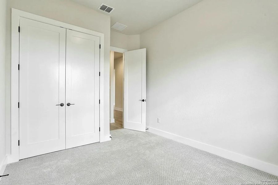 Spacious, unfurnished interior of a new home in Legacy at Lake Dunlap, New Braunfels (Image 27). Spacious, unfurnished interior of a new home in Legacy at Lake Dunlap, New Braunfels (Image 27).