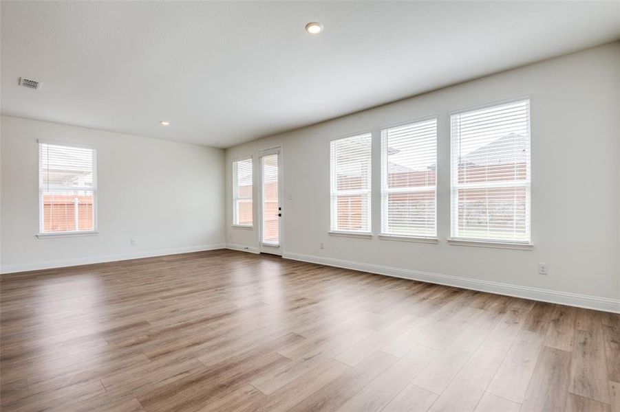 Spacious, unfurnished interior of a new home in Heartland, Heartland (Image 12). Spacious, unfurnished interior of a new home in Heartland, Heartland (Image 12).