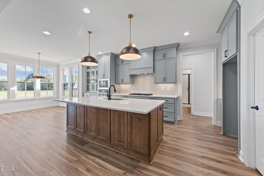 28-web-or-mls-VB4A3664