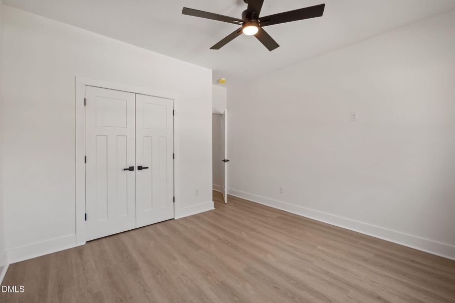 41-web-or-mls-P1112263