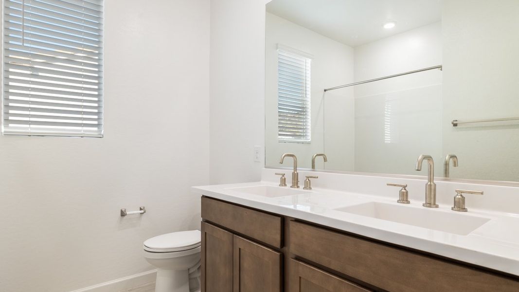 Close-up of interior finishes inside a home in Aloravita, Peoria (Image 12).
