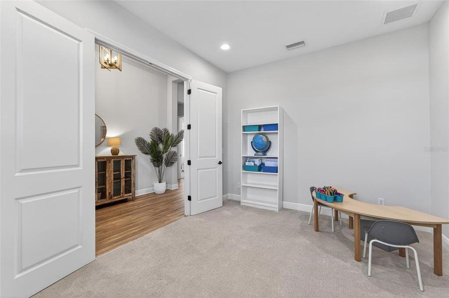 Furnished interior view inside a new home in Creek Ridge Preserve, Lithia (Image 43). Furnished interior view inside a new home in Creek Ridge Preserve, Lithia (Image 43).