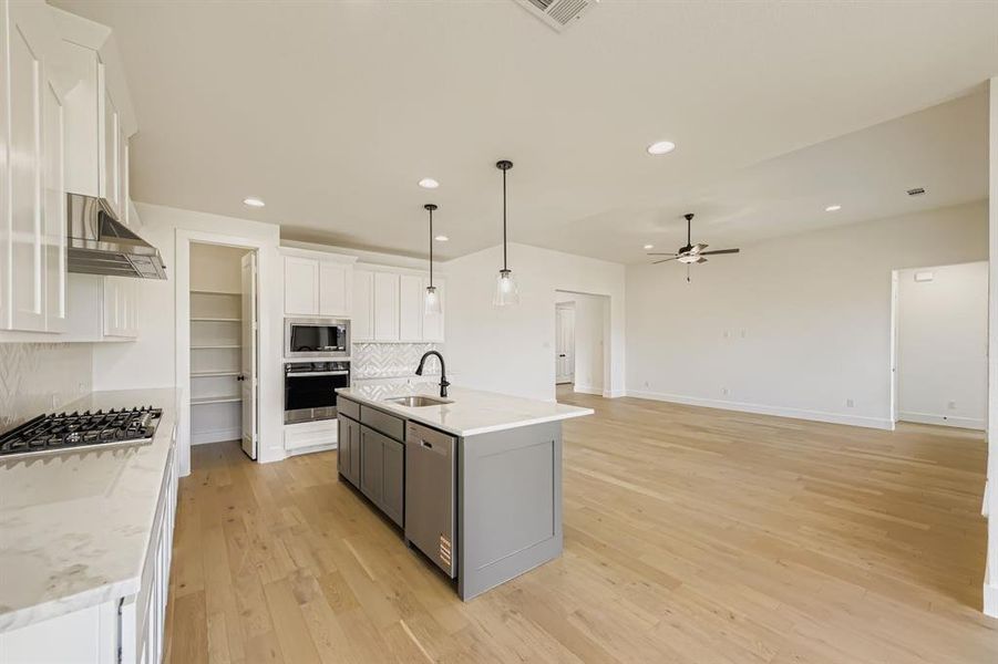 Furnished interior view inside a new home in Wellington, Fort Worth (Image 10).