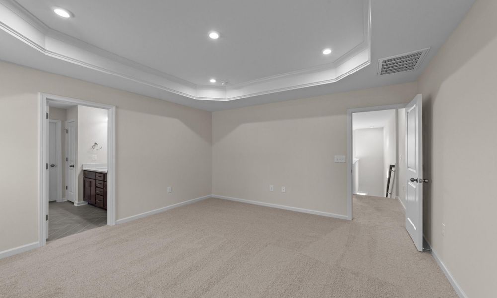 Representative unfurnished interior of a home built from the The Sycamore by Chesapeake Homes in Terrapin, Leland (Image 26).