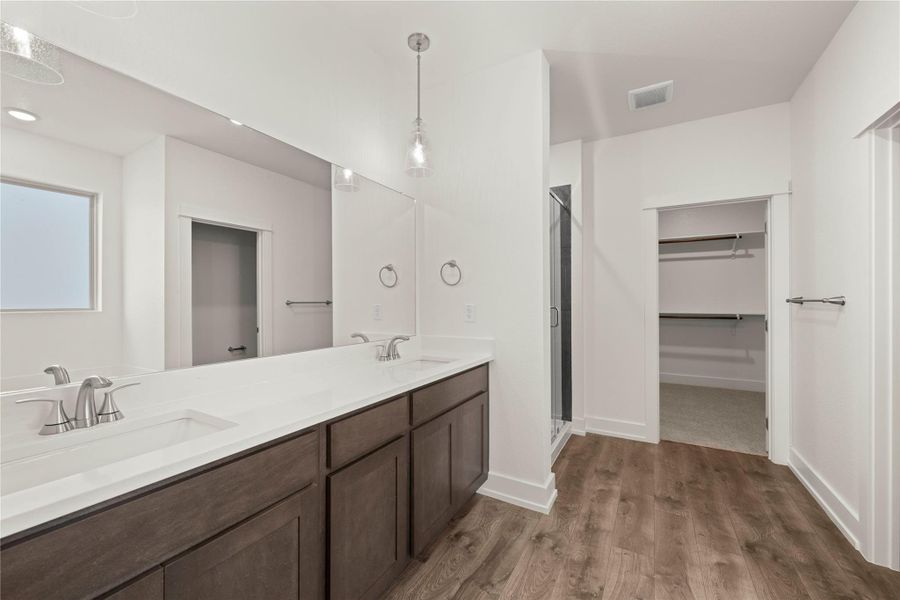 Please Note: These interior photos are not of the actual home but are of a completed one with a similar floor plan. Finishes, features, and layouts may vary. Please Note: These interior photos are not of the actual home but are of a completed one with a similar floor plan. Finishes, features, and layouts may vary.