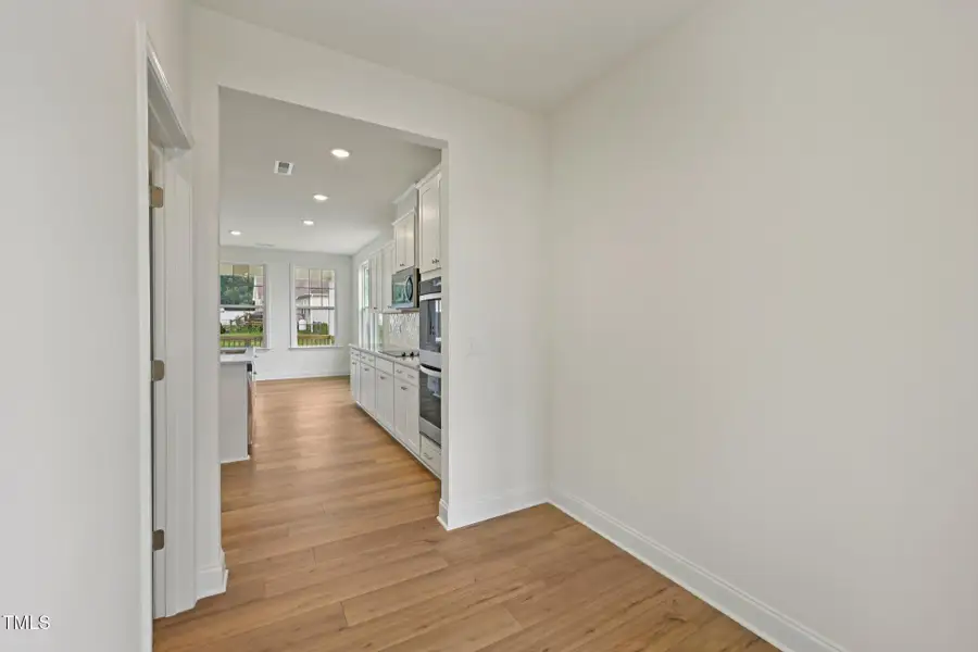 8-web-or-mls-Whimbrel Ct-S0908-008