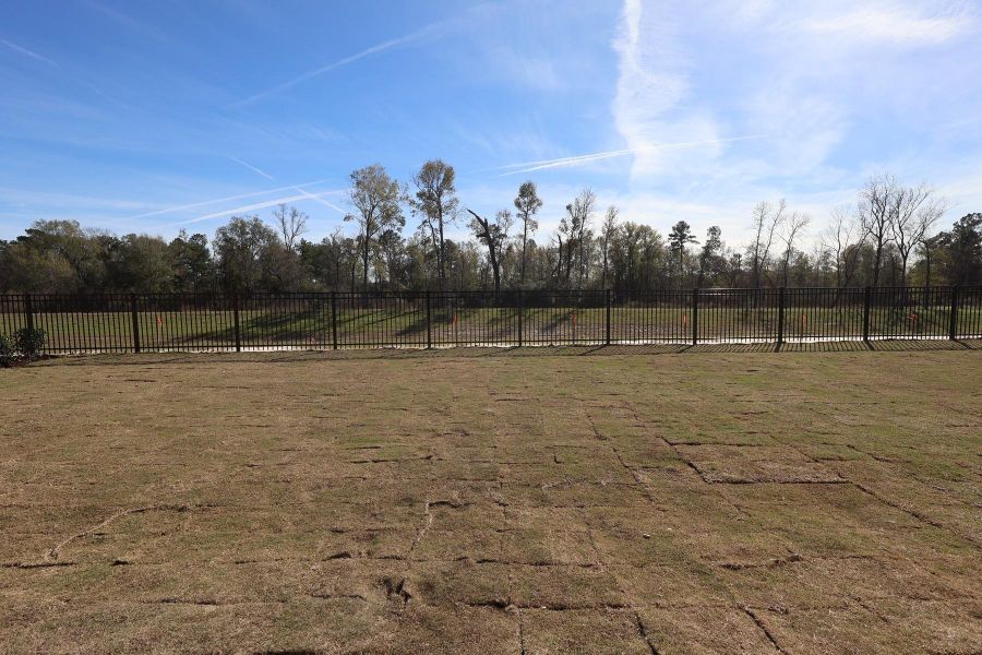 Natural landscape and outdoor views near Woodson’s Reserve in Spring (Image 6).
