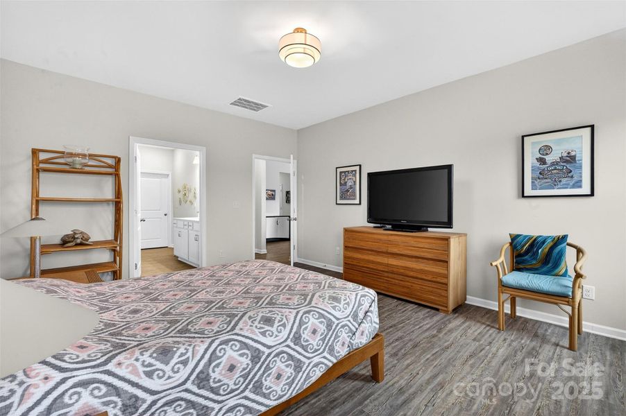 Furnished interior view inside a new home in Saddlebrook, Sherrills Ford (Image 5).