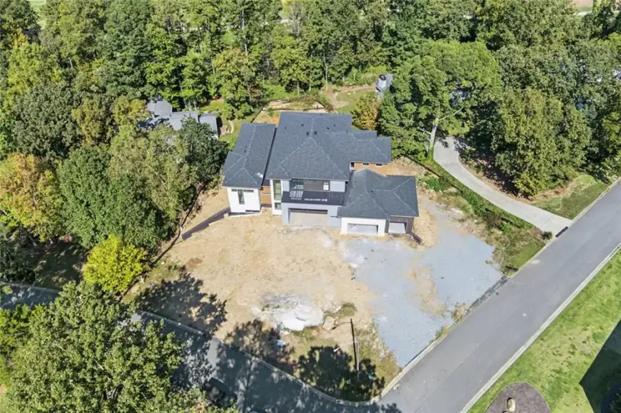 Image 22 of a home in .
