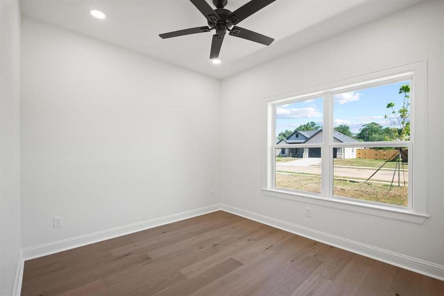 Spacious, unfurnished interior of a new home in , Athens (Image 31).