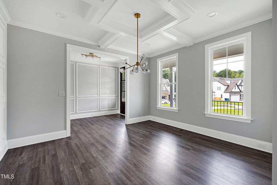 5 - dining 5 - dining