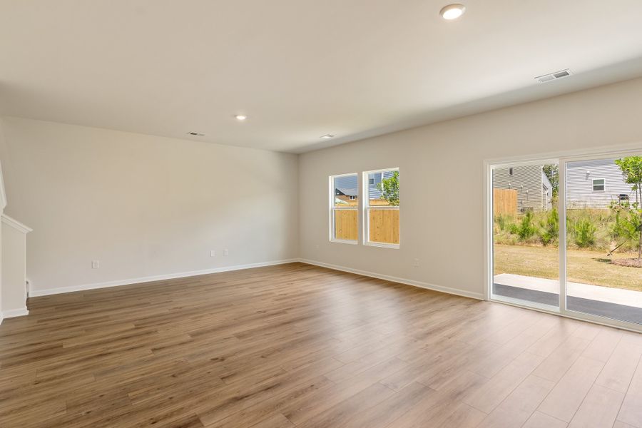 Spacious, unfurnished interior of a new home in Braxton Place, Moore (Image 16). Spacious, unfurnished interior of a new home in Braxton Place, Moore (Image 16).