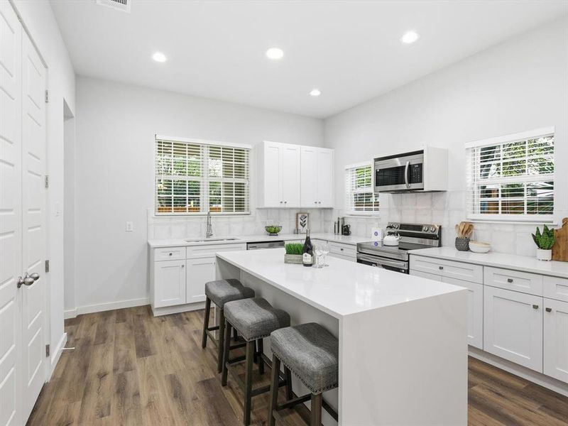 Furnished interior view inside a new home in , Dallas (Image 8). Furnished interior view inside a new home in , Dallas (Image 8).