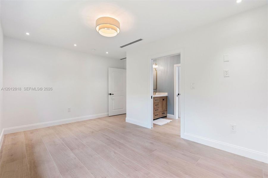Spacious, unfurnished interior of a new home in , Coral Gables (Image 24). Spacious, unfurnished interior of a new home in , Coral Gables (Image 24).
