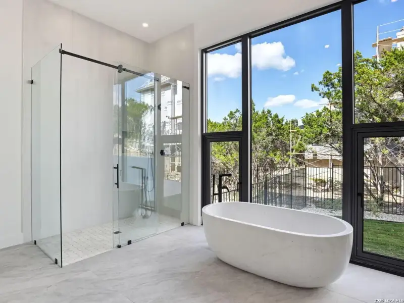 Image 74 of a home in .