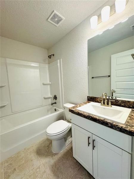 Furnished interior view inside a new home in Ocala Crossings South, Ocala (Image 8).
