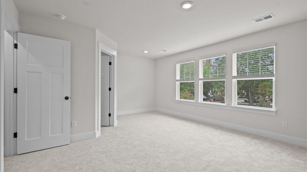 Furnished interior view inside a new home in Ransdell Pointe, Spartanburg (Image 22).