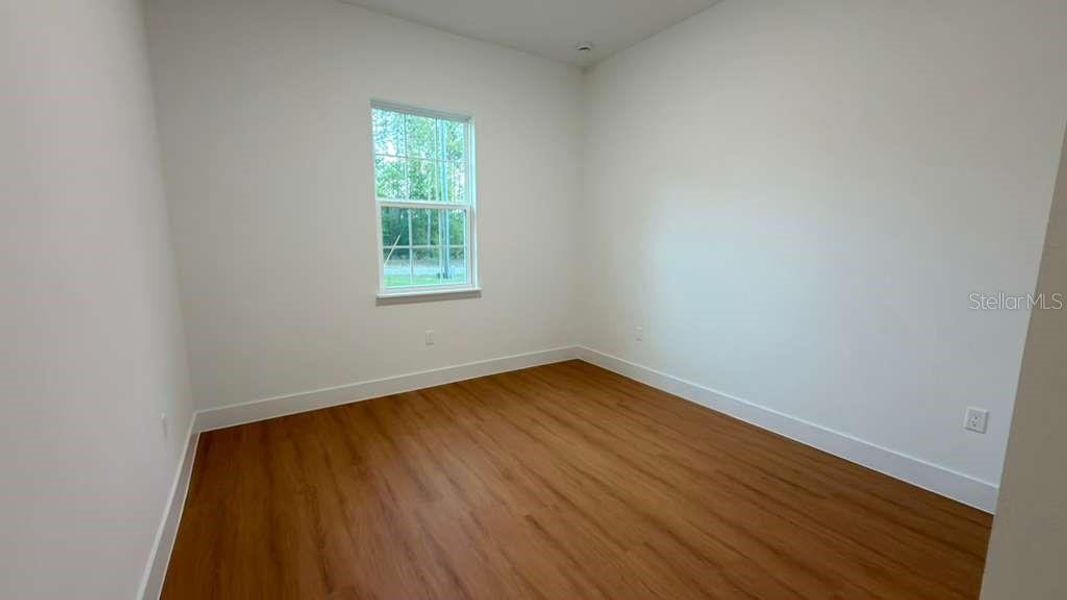 Spacious, unfurnished interior of a new home in , Citrus Springs (Image 48).