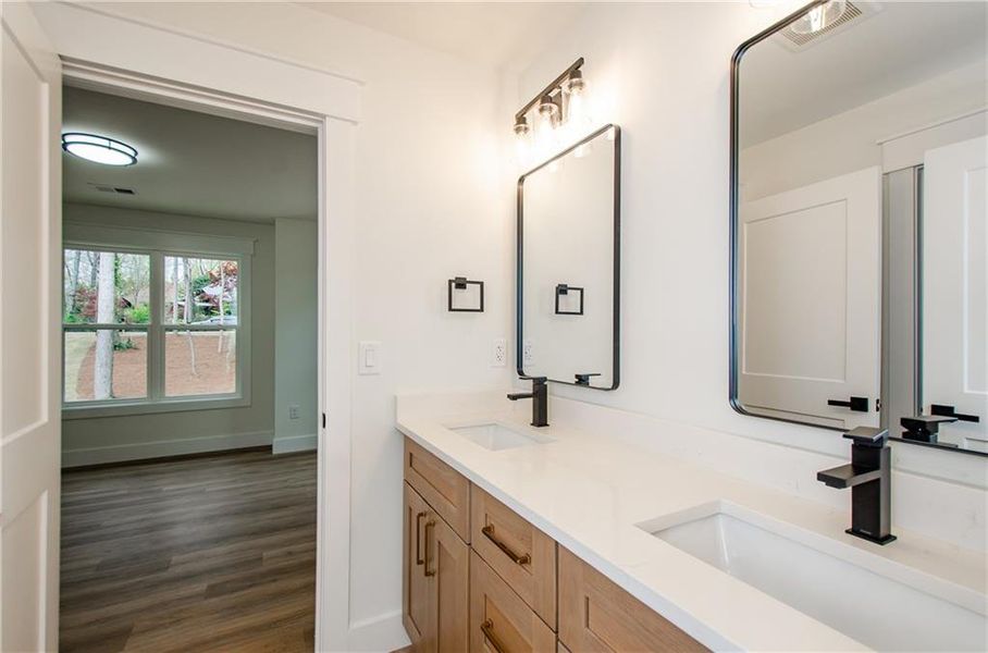 Furnished interior view inside a new home in , Gainesville (Image 10).