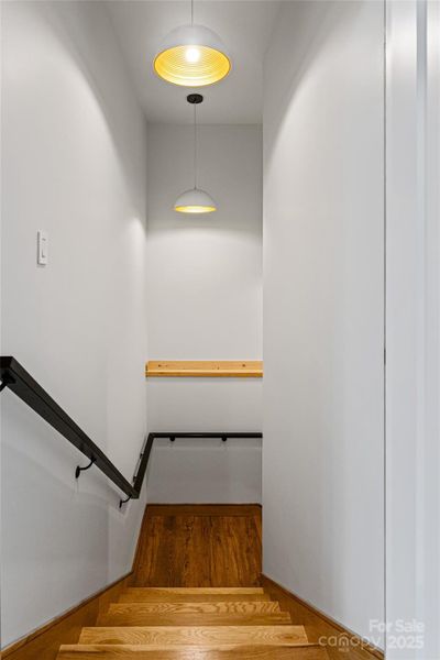 Image 37 of a home in .