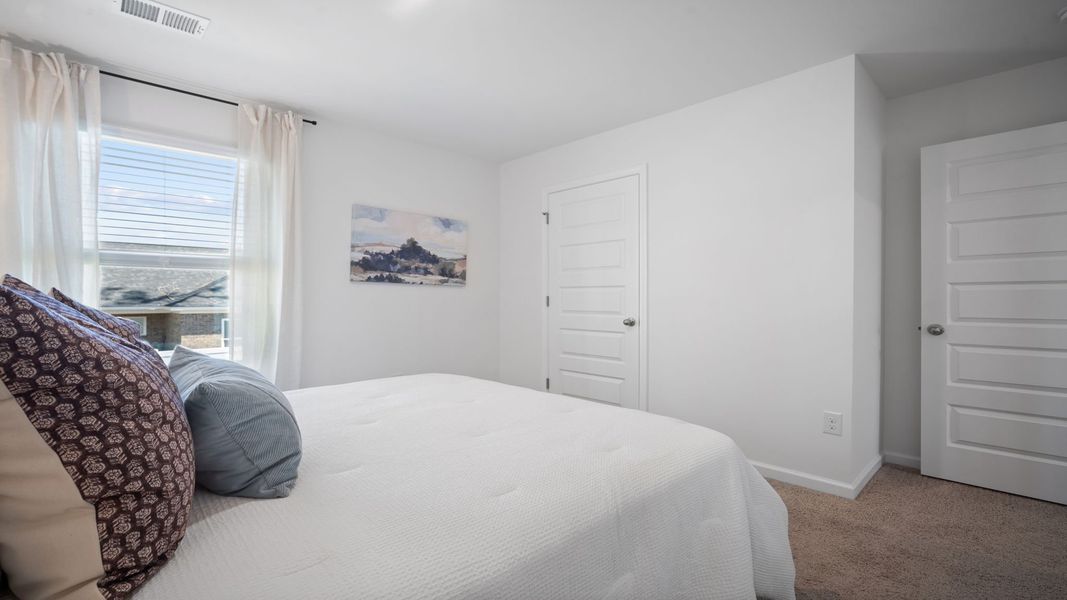 Furnished interior view inside a new home in Stockyard, Statesboro (Image 36).