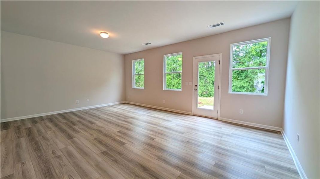 Spacious, unfurnished interior of a new home in Owen Preserve, Canton (Image 16).