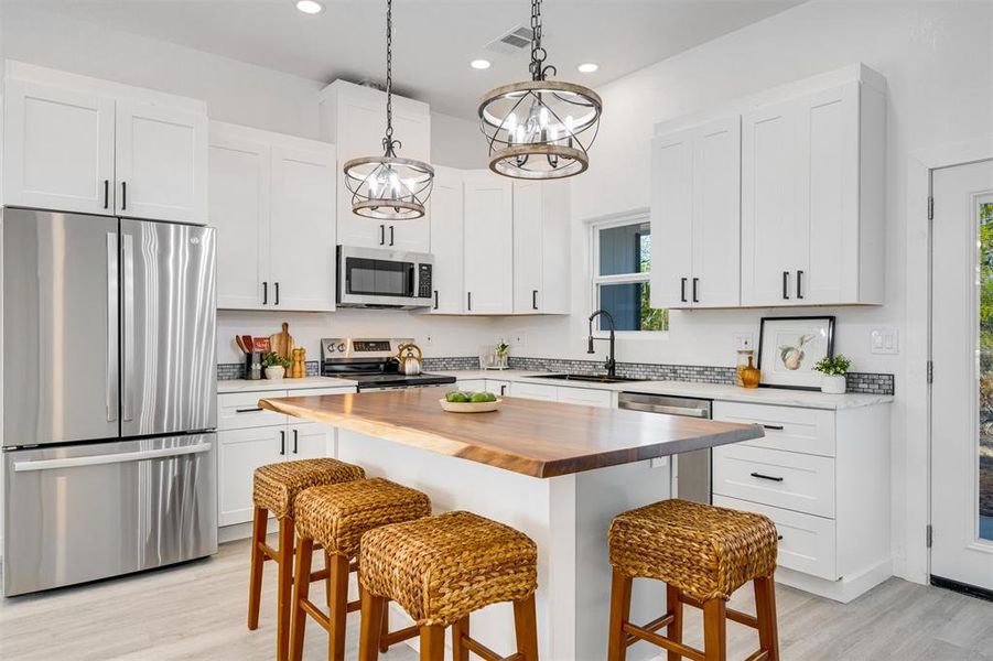 Furnished interior view inside a new home in , Sumner (Image 11).