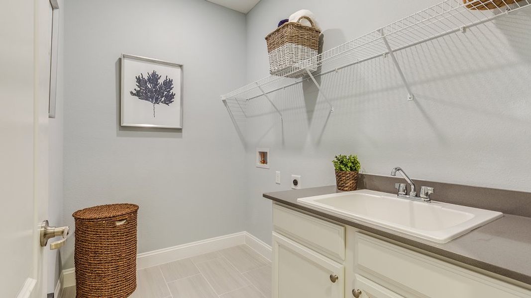 3398 Kingsley Laundry F1 7 30 35 3398 Kingsley Laundry F1 7 30 35