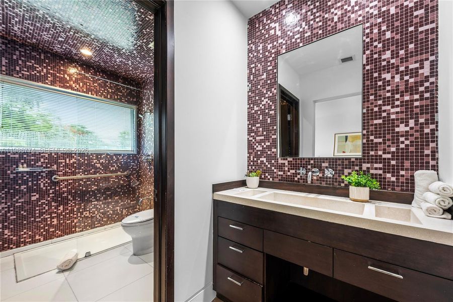 Furnished interior view inside a new home in , Miami (Image 46).