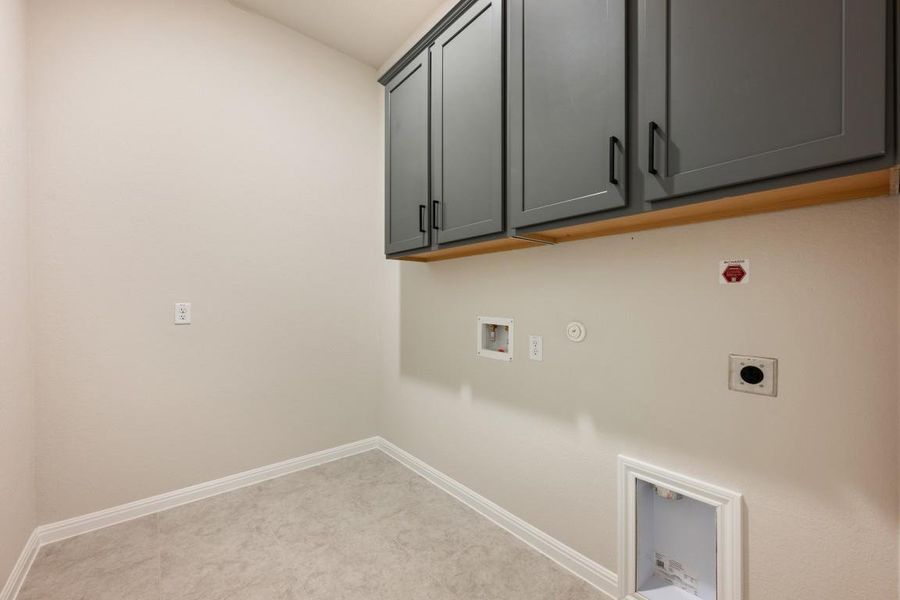 Representative images and renderings are for illustrative purposes. Actual structural options and design finishes of home may vary. Representative images and renderings are for illustrative purposes. Actual structural options and design finishes of home may vary.