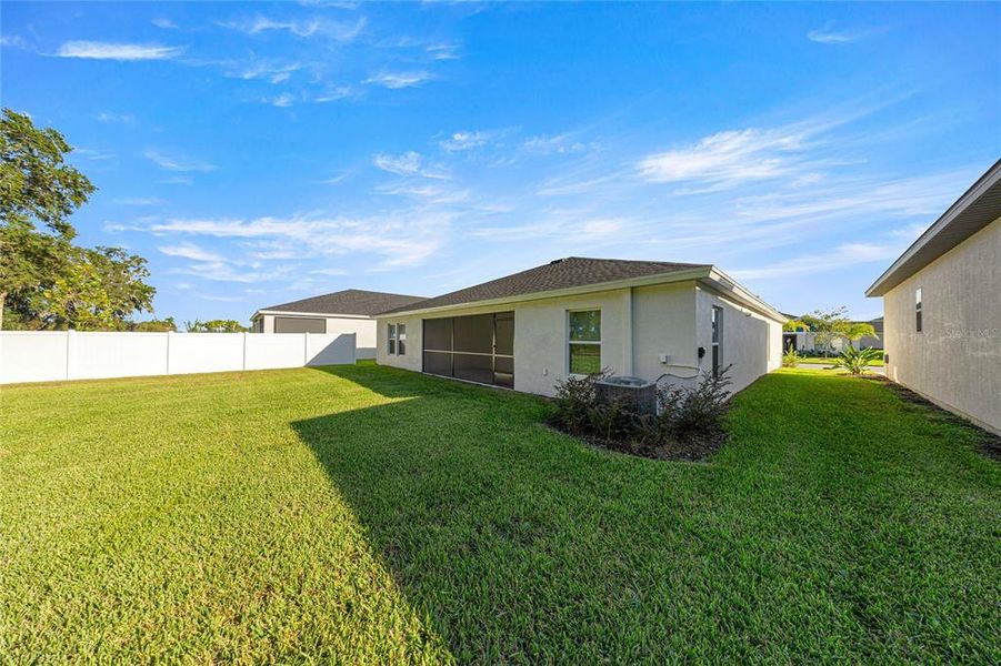 Exterior details and patio area of a home in Cherrywood Preserve, Ocala (Image 3).