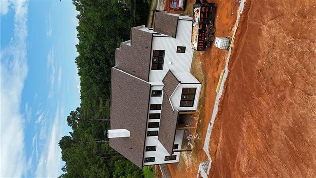 Image 88 of a home in .