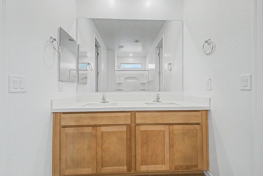 Furnished interior view inside a new home in Landmarke, San Tan Valley (Image 6). Furnished interior view inside a new home in Landmarke, San Tan Valley (Image 6).