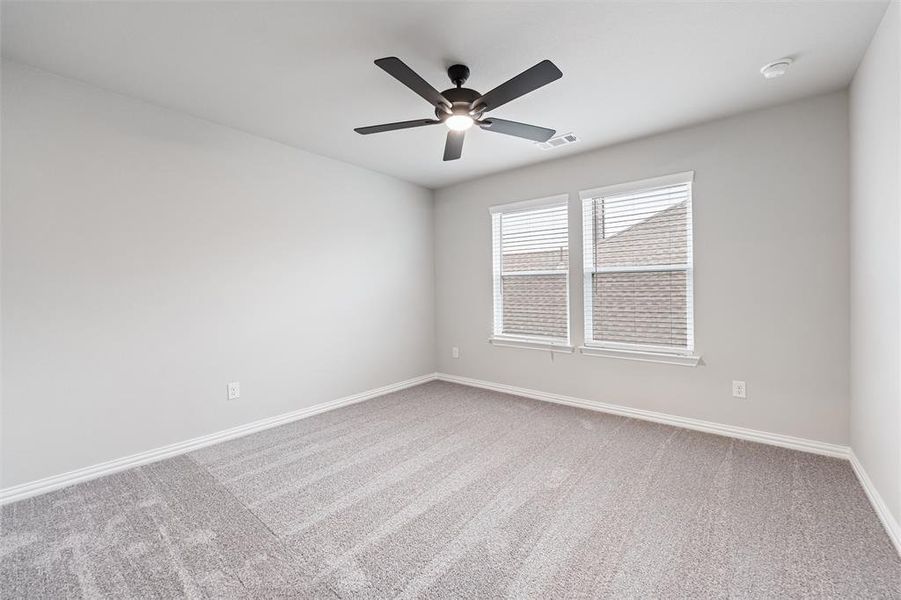 Spacious, unfurnished interior of a new home in Morningstar, Aledo (Image 21).